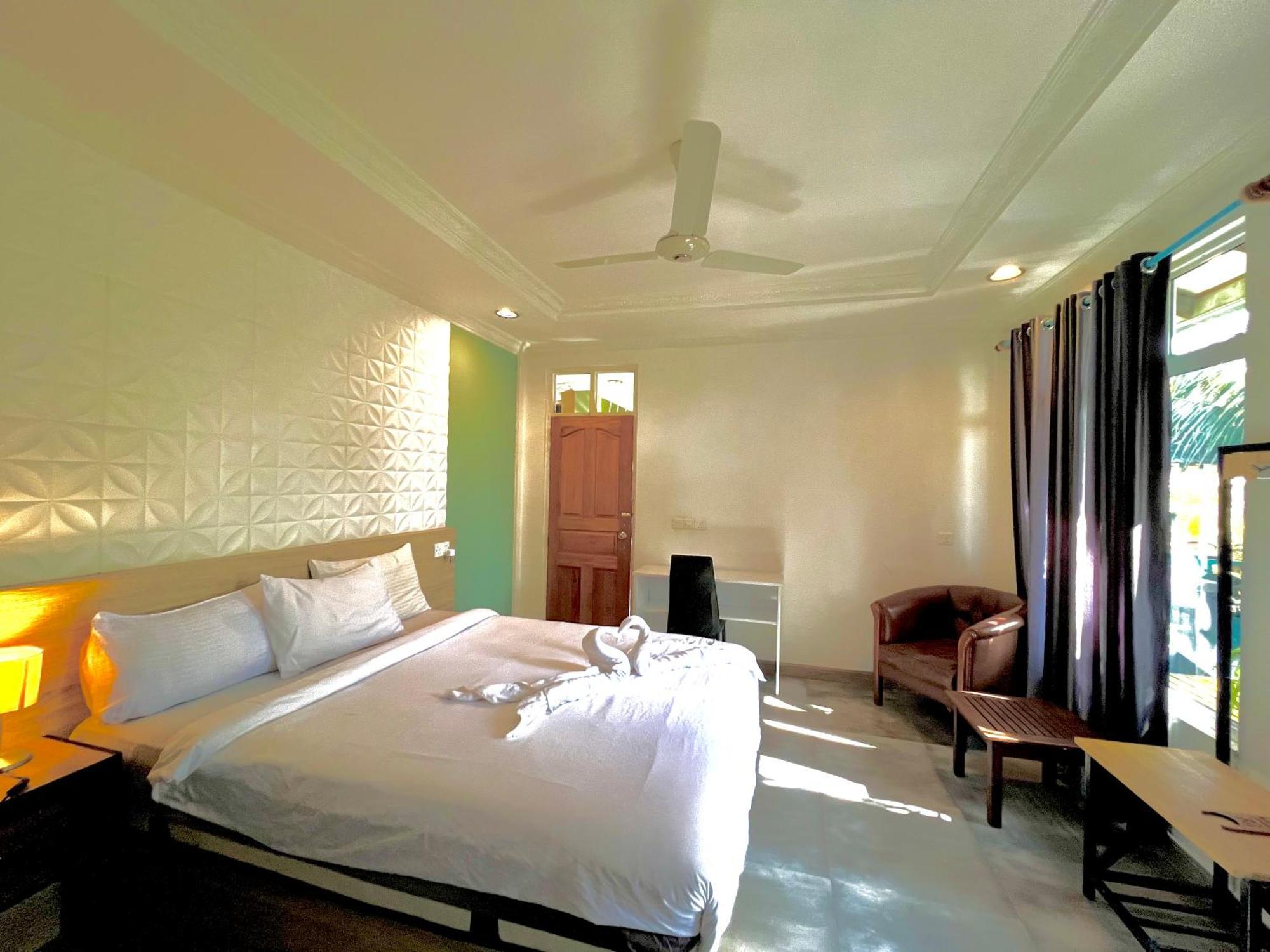 Koimala Hotel Maamigili Esterno foto